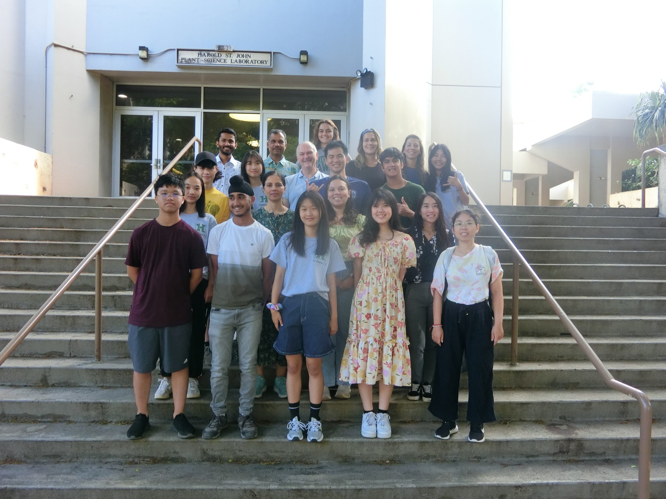 University of Hawaii Summer Science Program